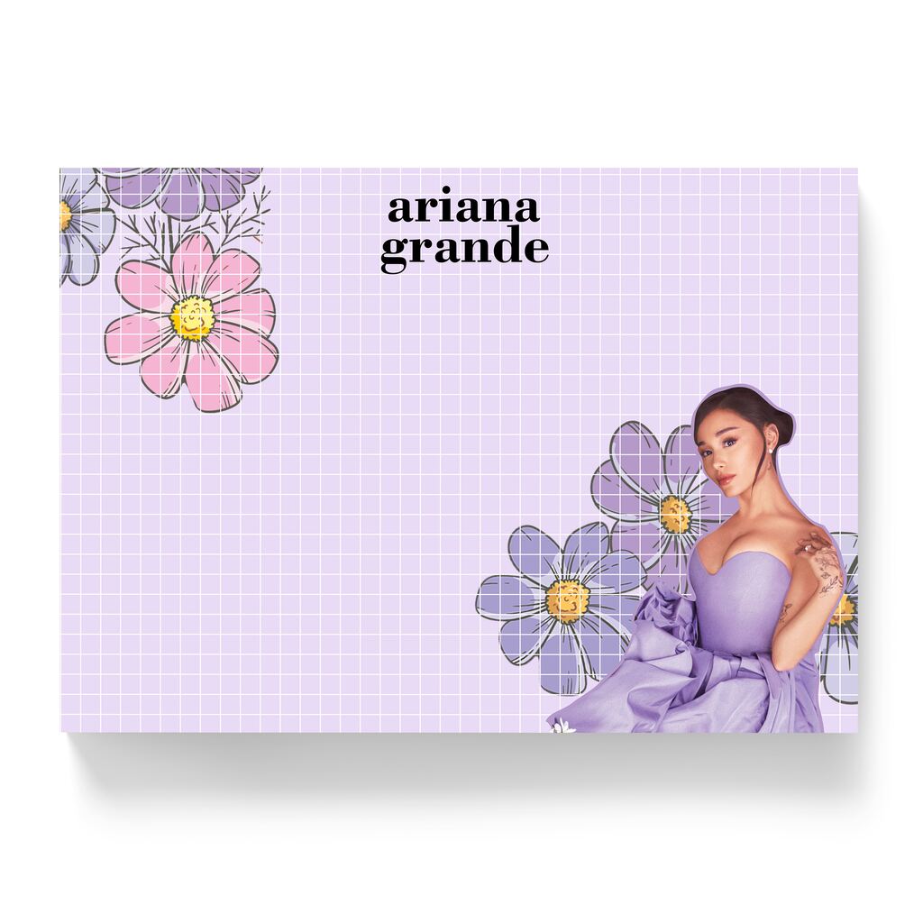 duży notes Ariana Grande Lawenda A5 - obrazek 1