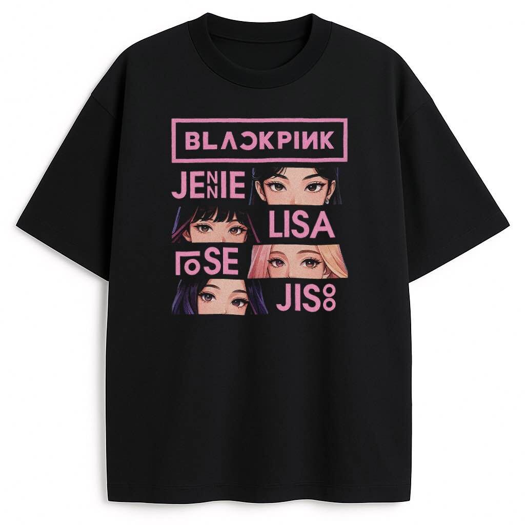 T-shirt Blackpink Anime Eyes czarny – anime oczy Jennie, Lisa, Rosé i Jisoo z imionami w pionowym układzie pod logo Blackpink